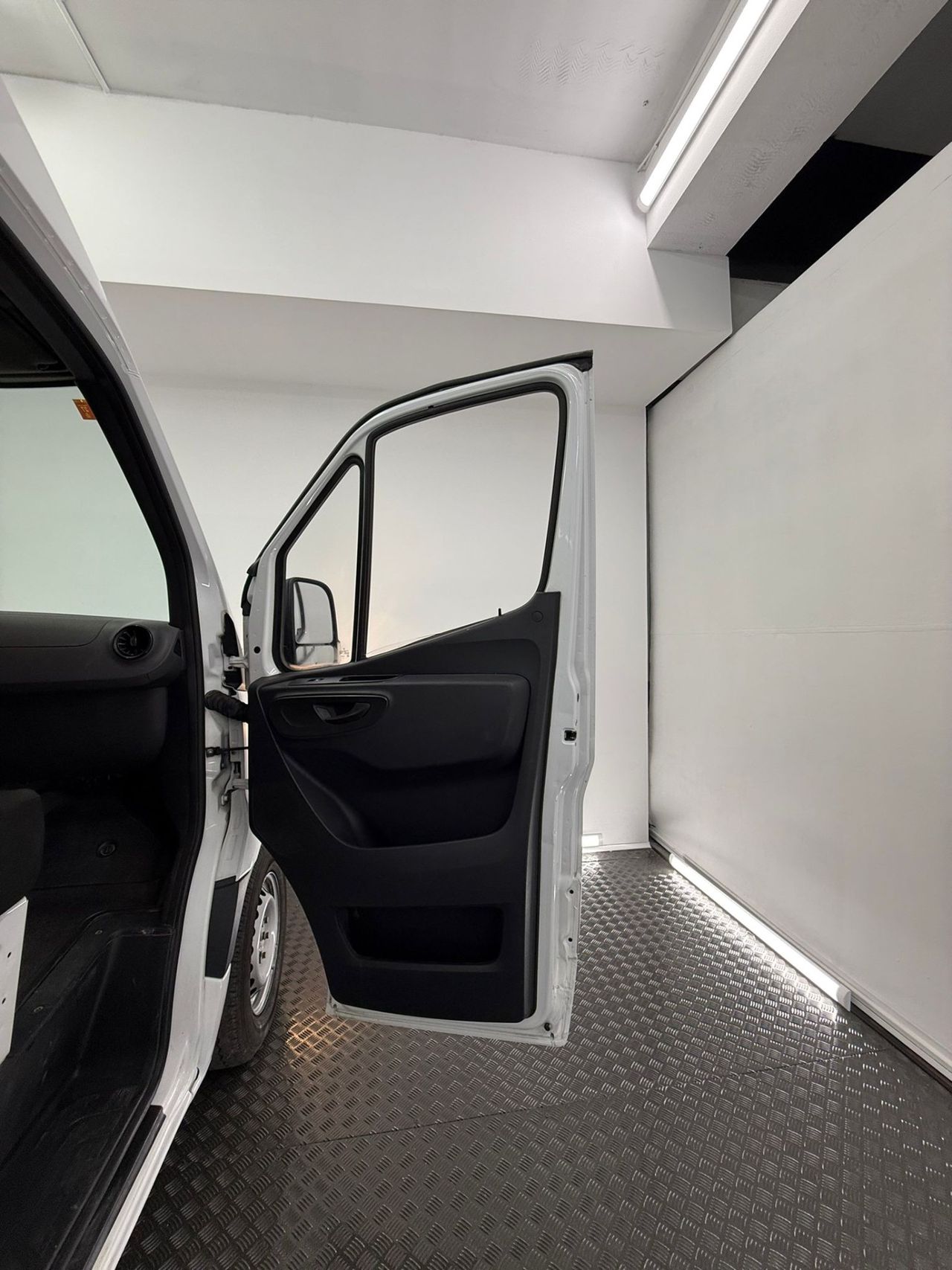 Mercedes Sprinter e-SPRINTER FURGON LARGO 50 Kw/h 116CV - Foto 19