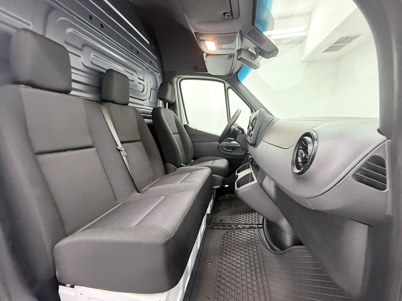 Mercedes Sprinter e-SPRINTER FURGON LARGO 50 Kw/h 116CV - Foto 9
