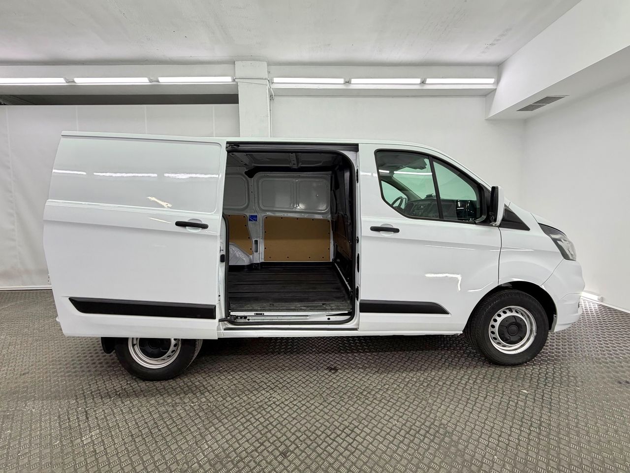 Ford Transit Custom 2.0 TDCI 77kW 280 TREND VAN SWB 105cv - Foto 8