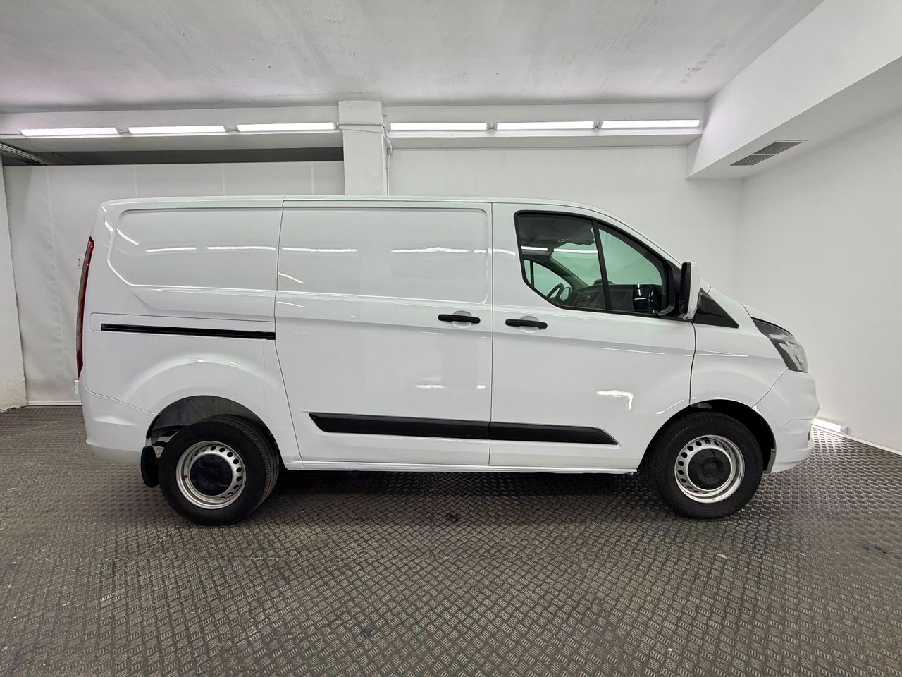 Ford Transit Custom 2.0 TDCI 77kW 280 TREND VAN SWB 105cv - Foto 9