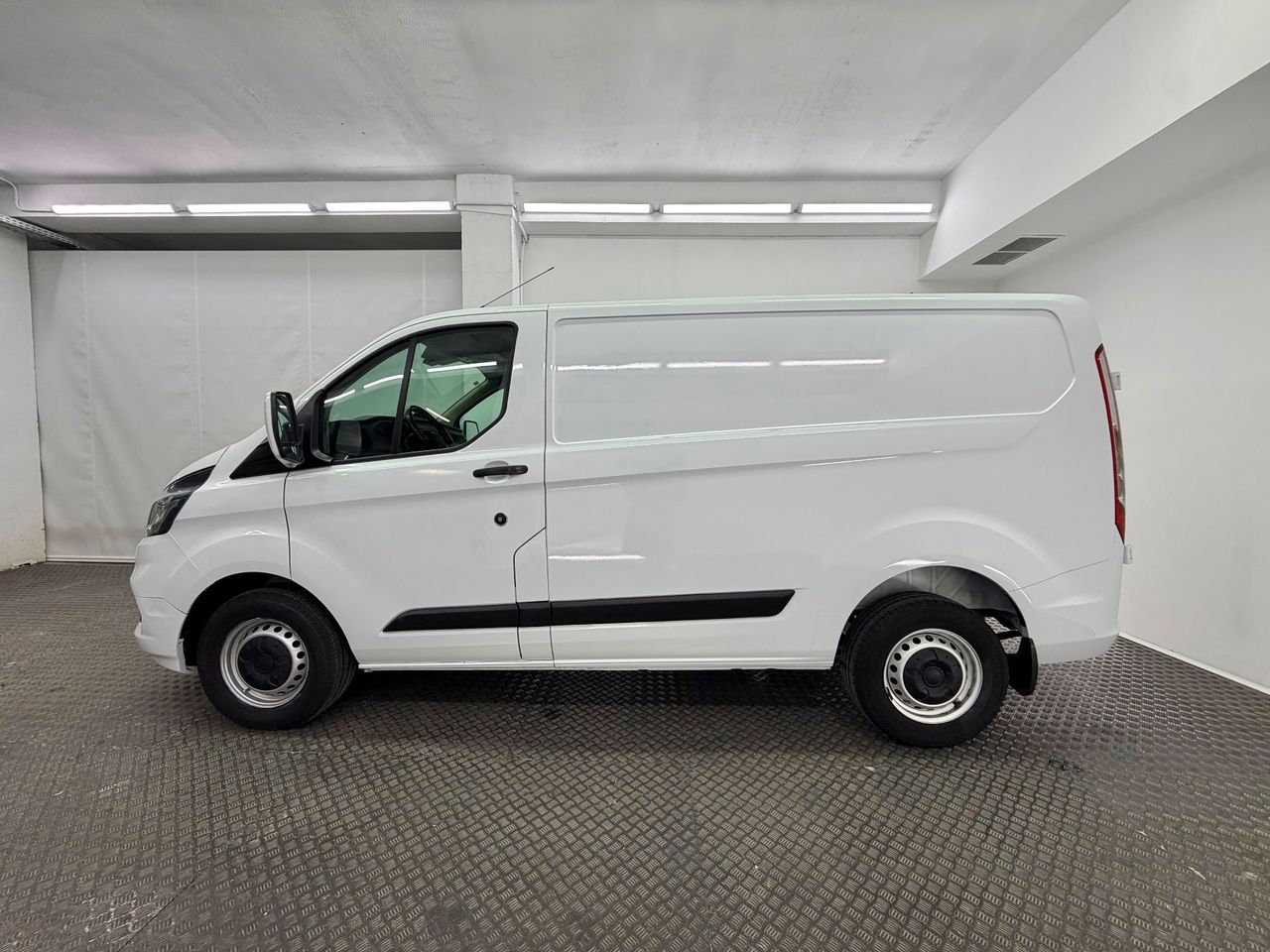 Ford Transit Custom 2.0 TDCI 77kW 280 TREND VAN SWB 105cv - Foto 7