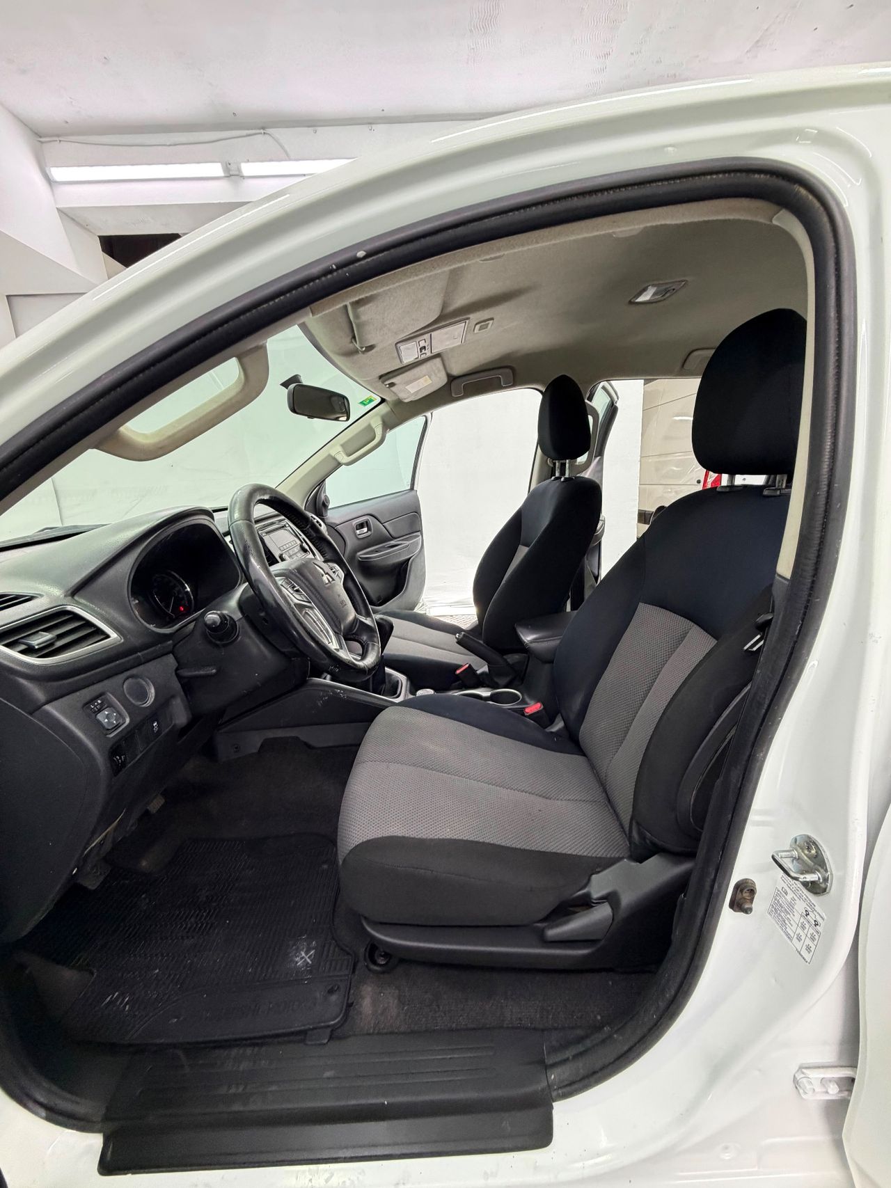 Mitsubishi L200 DC 220 DID MPro - Foto 9