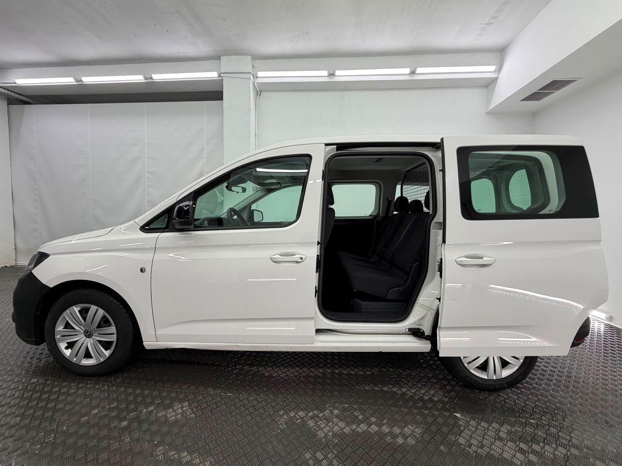 Volkswagen Caddy 2.0 TDI 90KW (122cv) 4MOTION 5P - Foto 9
