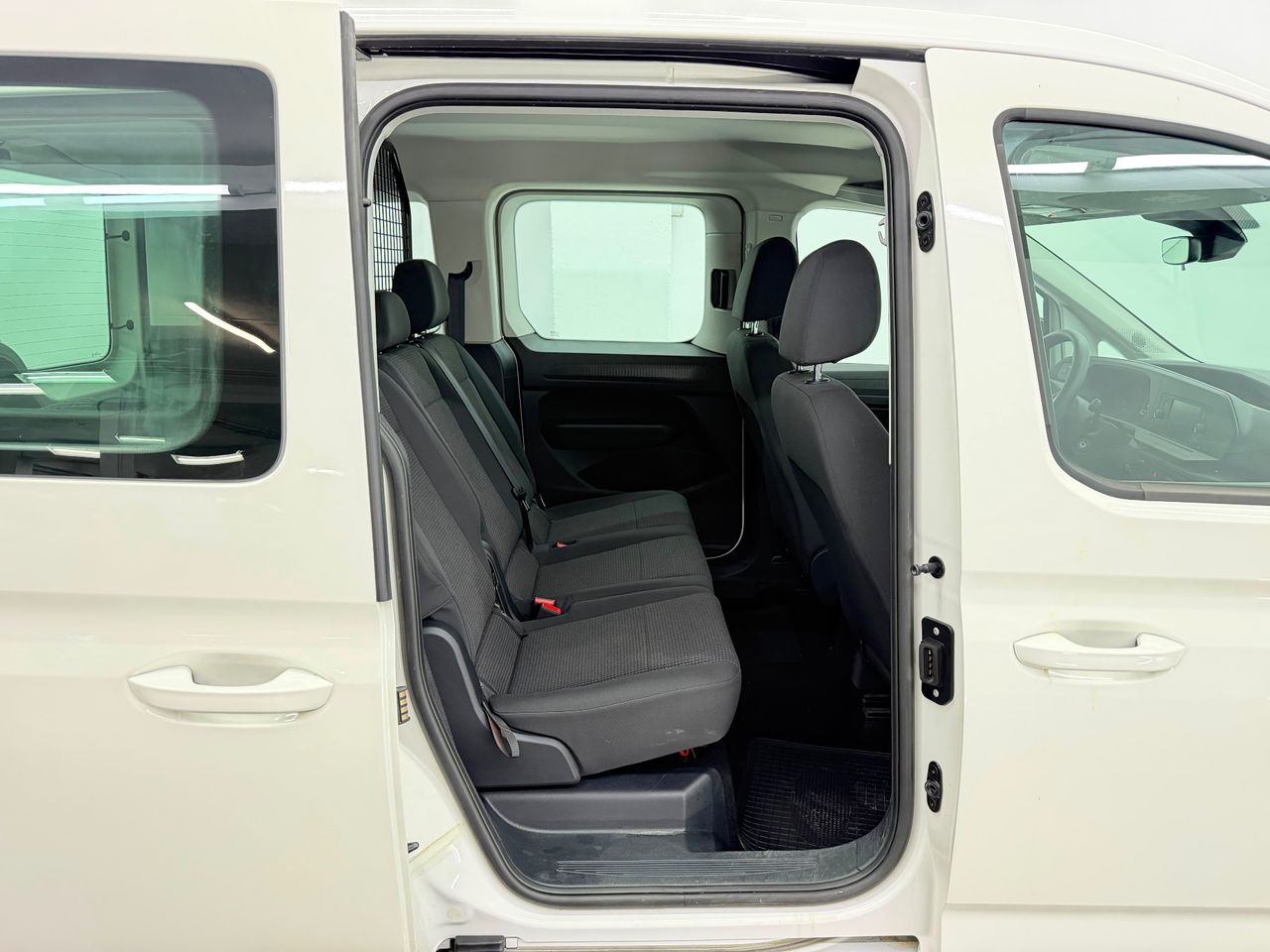 Volkswagen Caddy 2.0 TDI 90KW (122cv) 4MOTION 5P - Foto 36