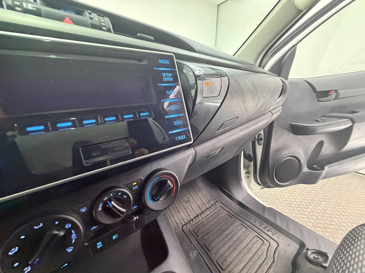 Toyota Hilux 2.4 D-4D CABINA SENCILLA GX - Foto 23