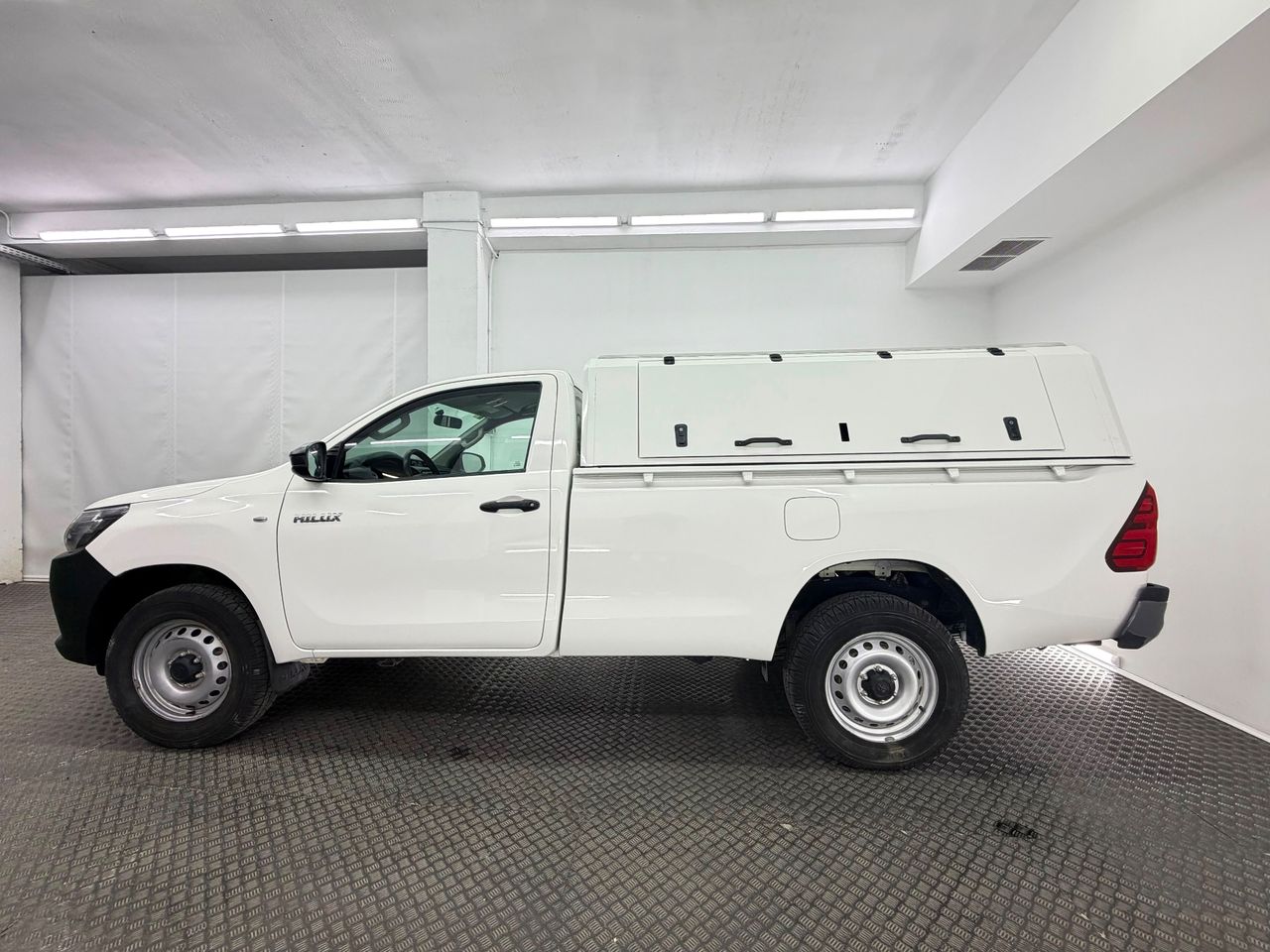 Toyota Hilux 2.4 D-4D CABINA SENCILLA GX - Foto 8