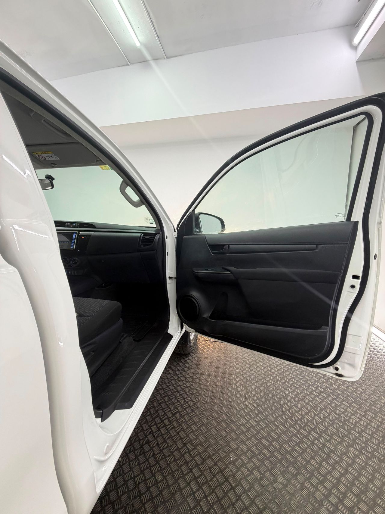 Toyota Hilux 2.4 D-4D CABINA SENCILLA GX - Foto 42
