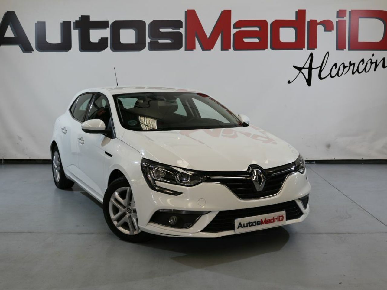 renault megane 2019 /
