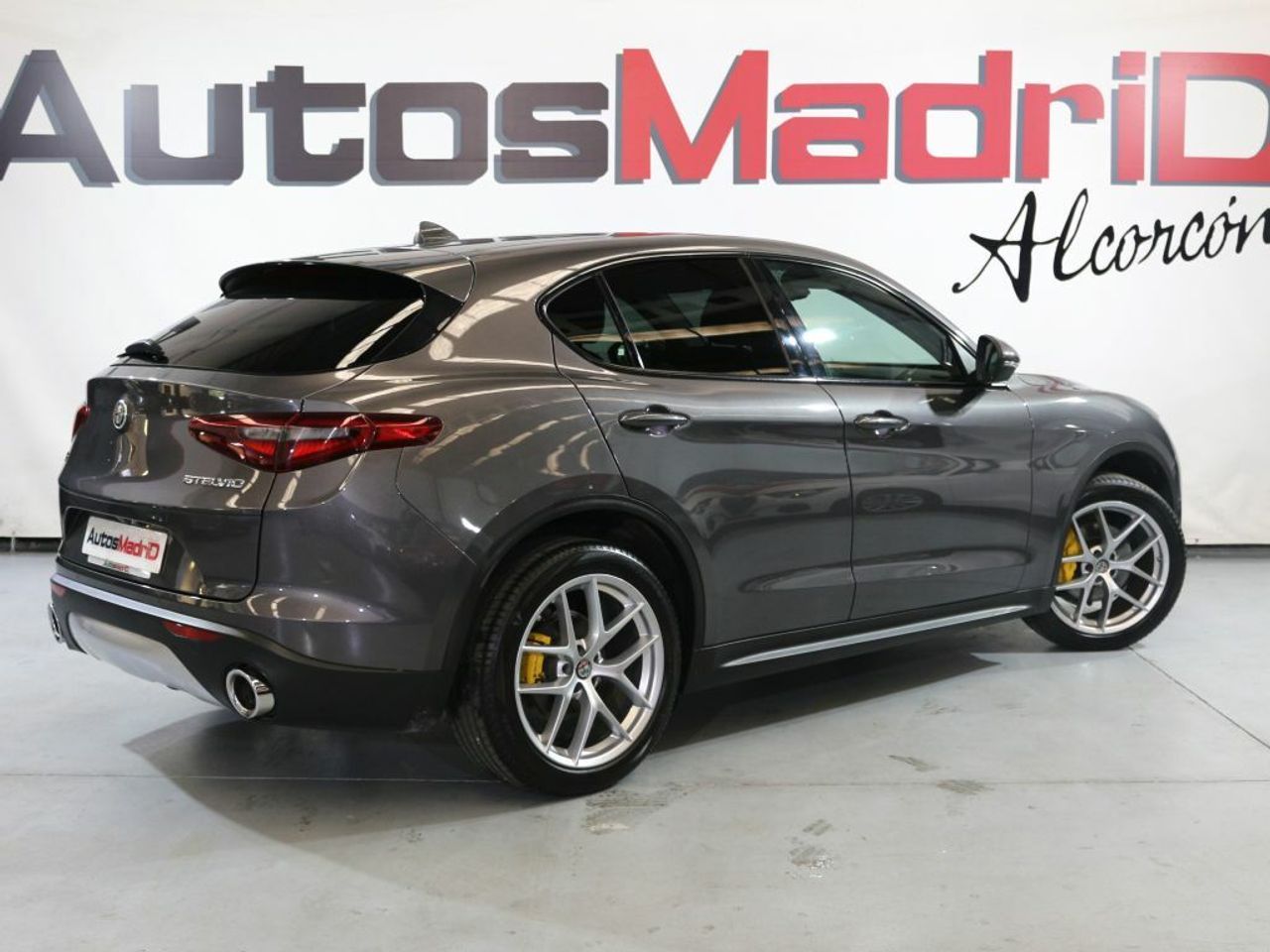 alfa romeo stelvio 2020 / foto grande (3)