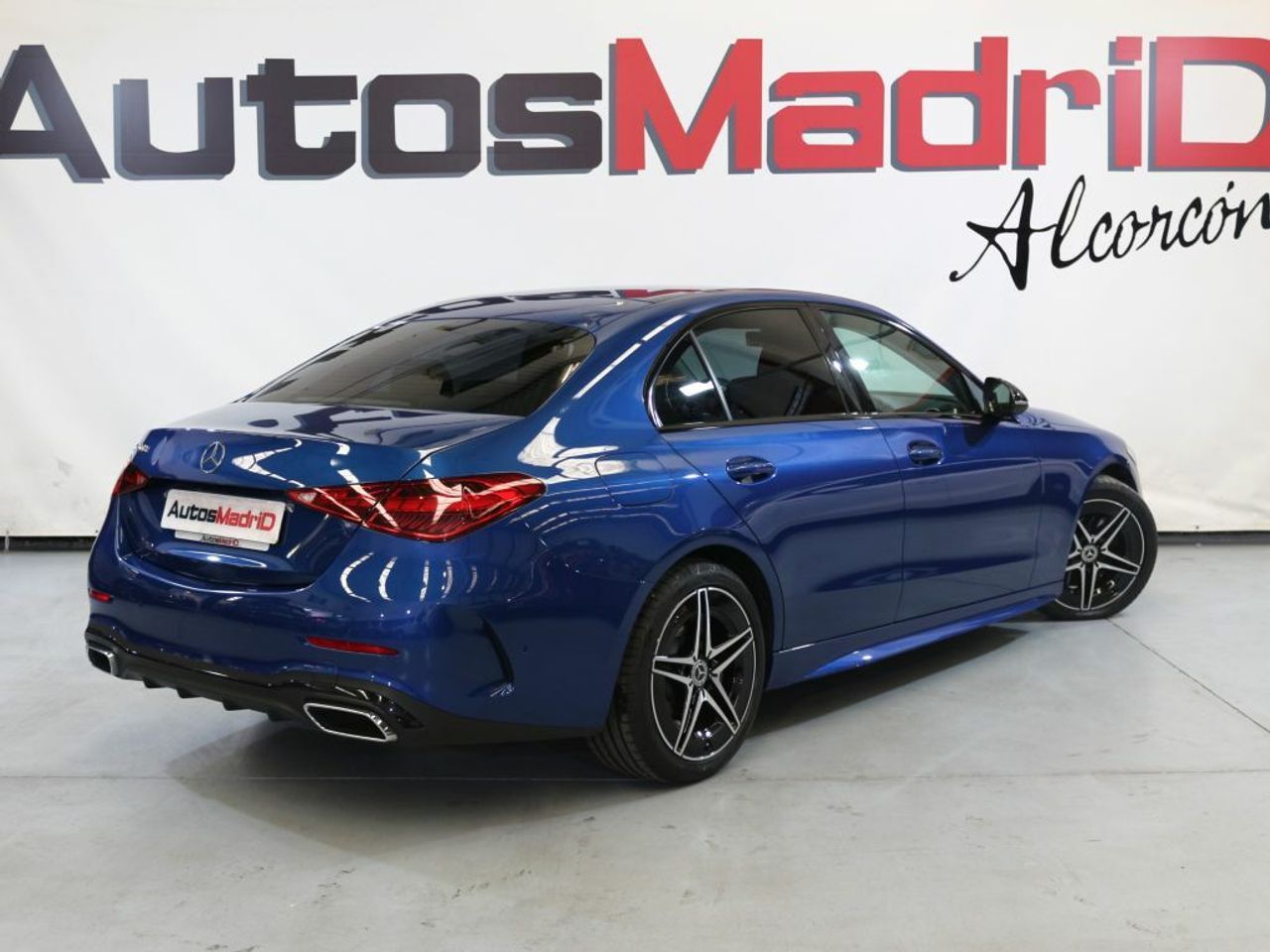 mercedes clase c 2023 / foto grande (3)