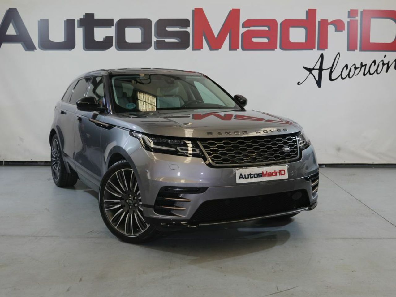 Land-Rover Range Rover Velar 3.0 D275 202kW R-Dynamic 4WD Auto