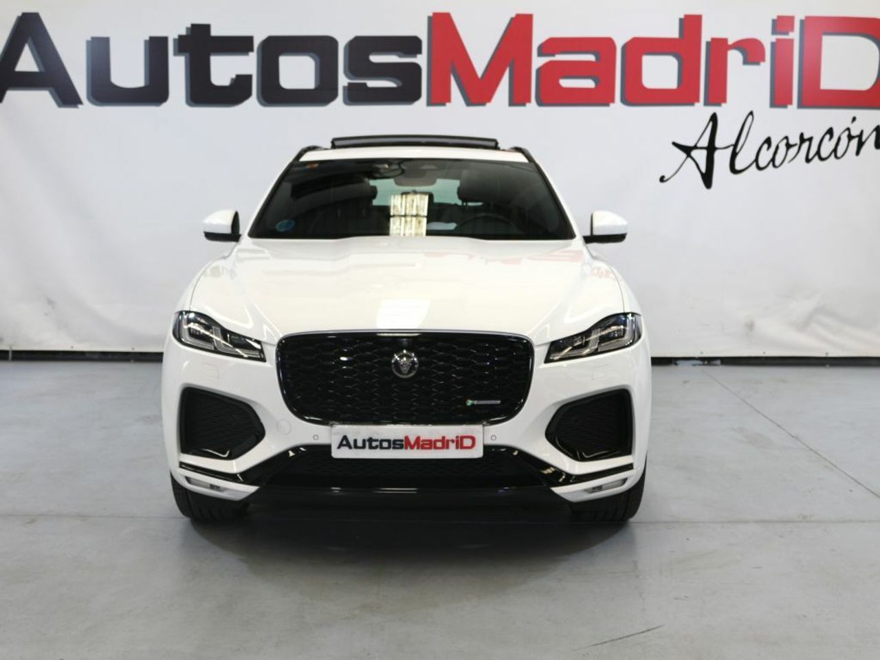 Jaguar F-Pace 2.0D I4 204PS AWD Auto MHEV R-Dynamic SE