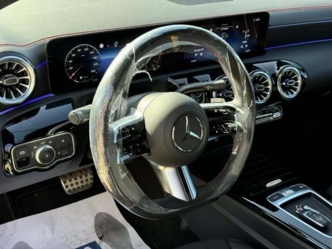 Mercedes CLA CLA 200 D DCT Shooting Brake  - Foto 2
