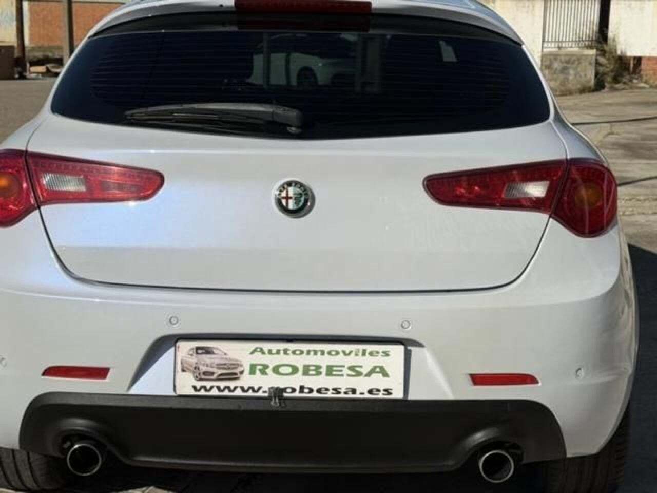 Alfa Romeo Giulietta 2.0 JTDm 170cv TCT Distinctive  - Foto 5