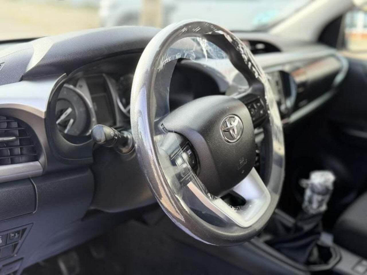Toyota Hilux 2.4 D4D Cabina Doble GX  - Foto 2