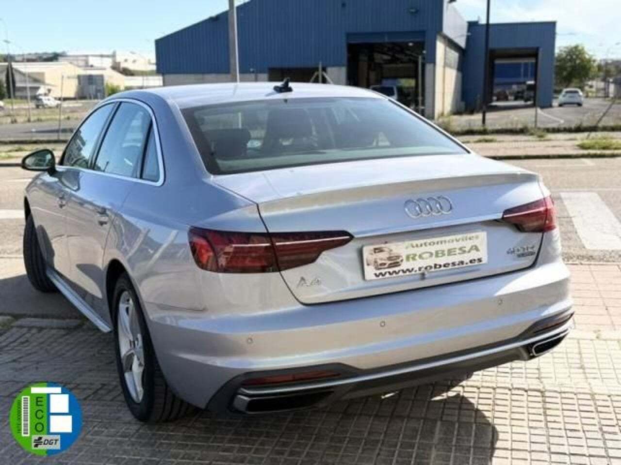 Audi A4 Advanced 40 TDI 140kW quattro S tronic  - Foto 5