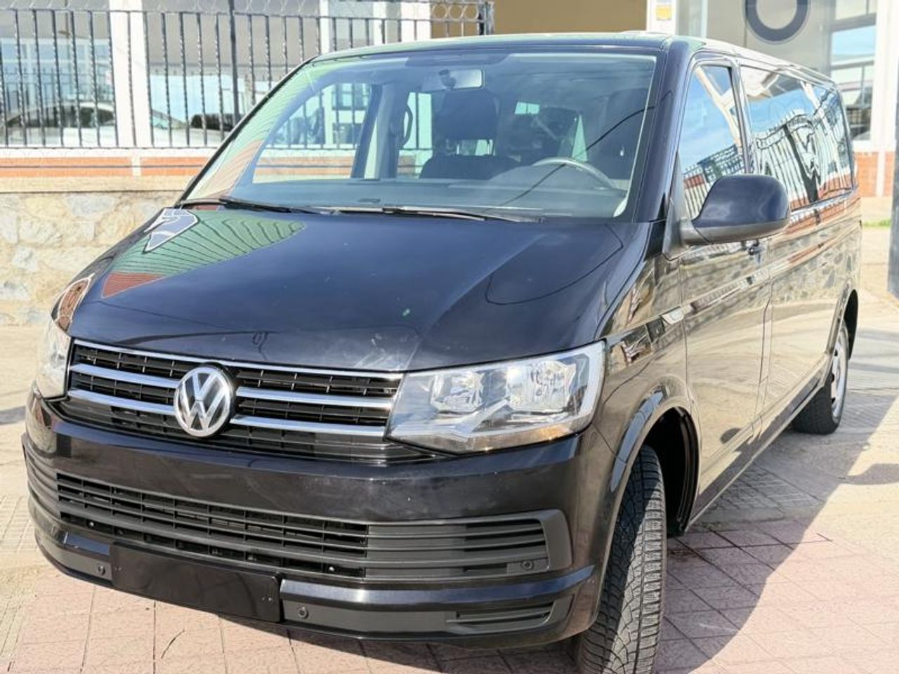 Volkswagen Caravelle VOLKSWAGEN - caravelle - Premium Largo 2.0 TDI BMT 204 CV