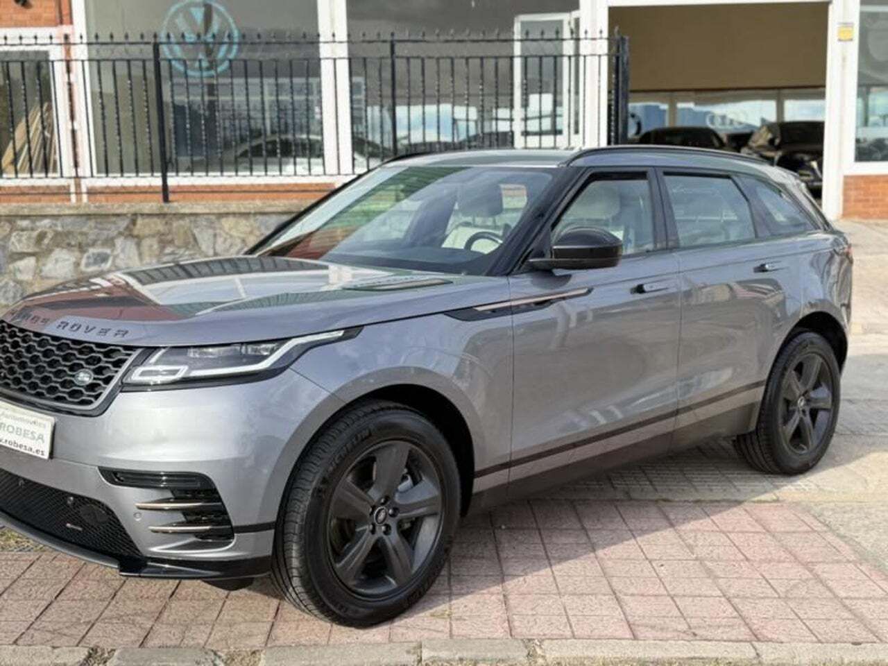 Land-Rover Range Rover Velar 2.0D I4 150kW 204CV RDynamic 4WD Auto  - Foto 3