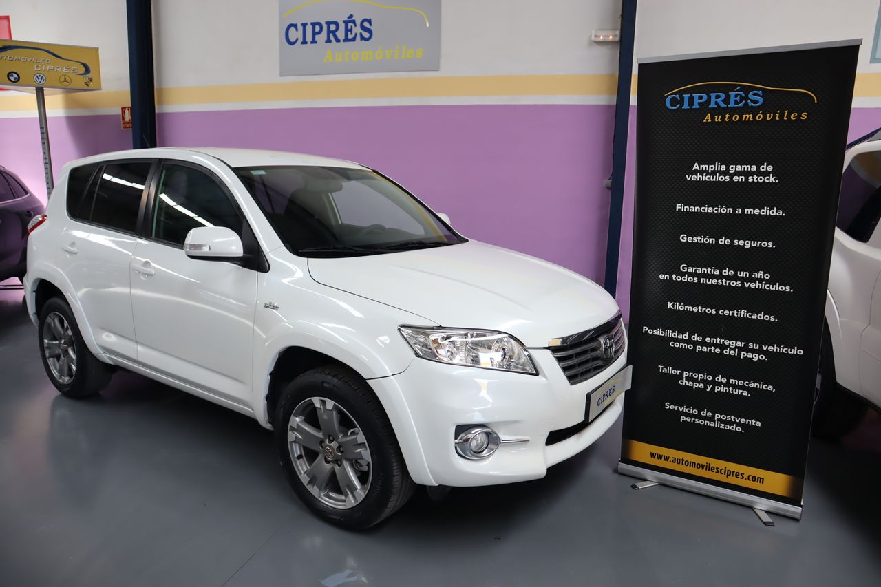 Foto toyota rav4 2011 /