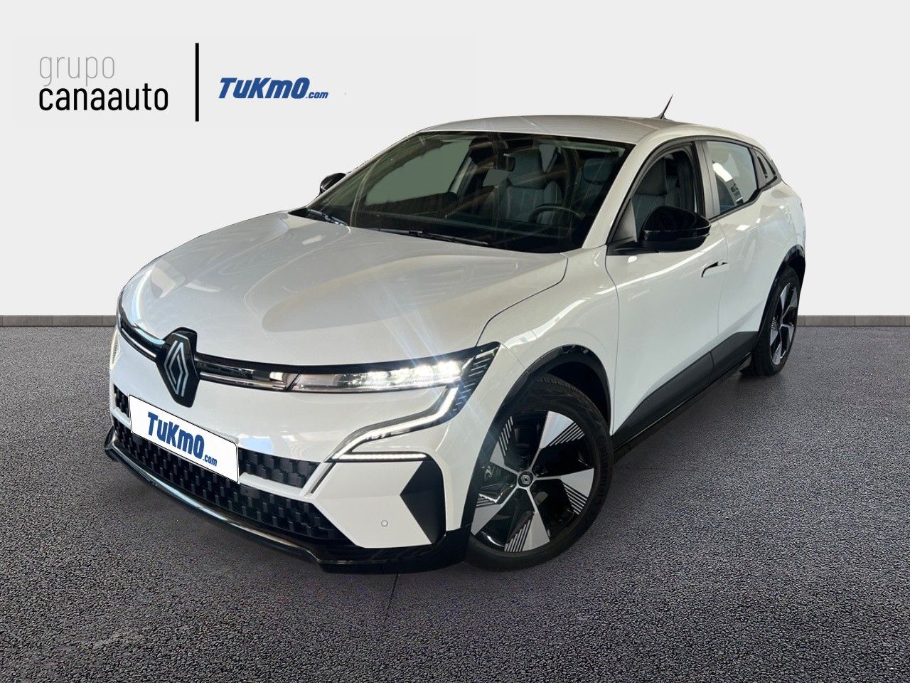 renault megane e-tech 2023 /