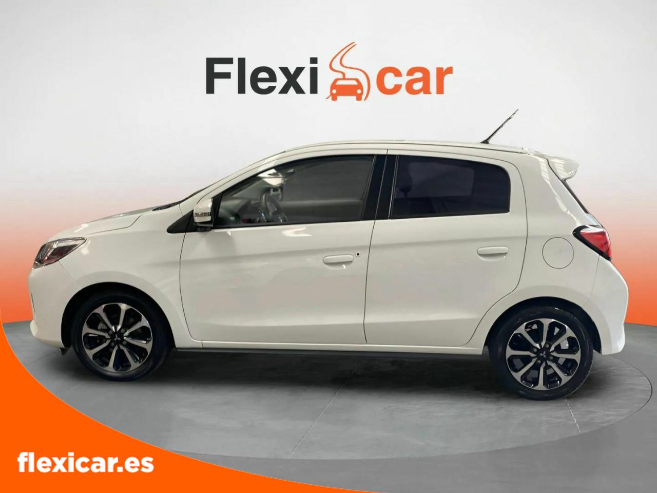 mitsubishi space star 2023 / foto grande (3)