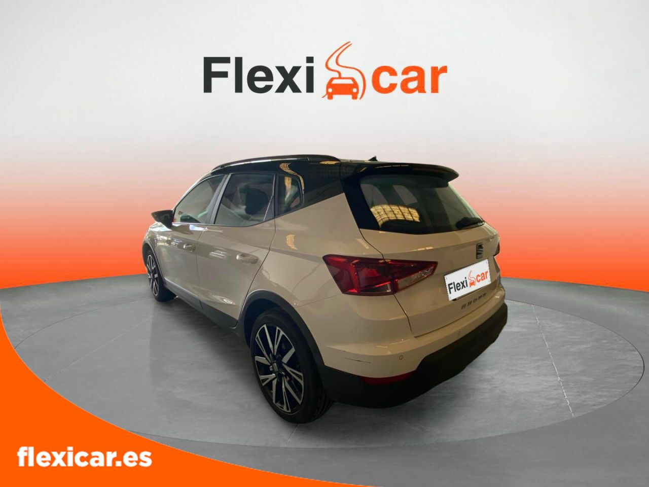 seat arona 2018 / foto grande (3)