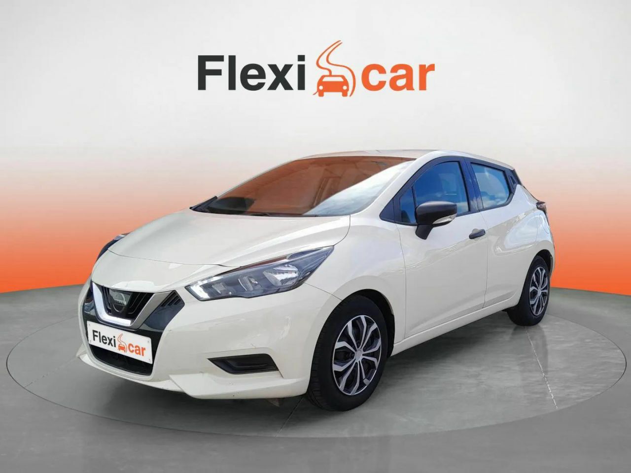 Nissan qashqai blanco 5 plazas  de segunda mano - nissan micra 2021 /