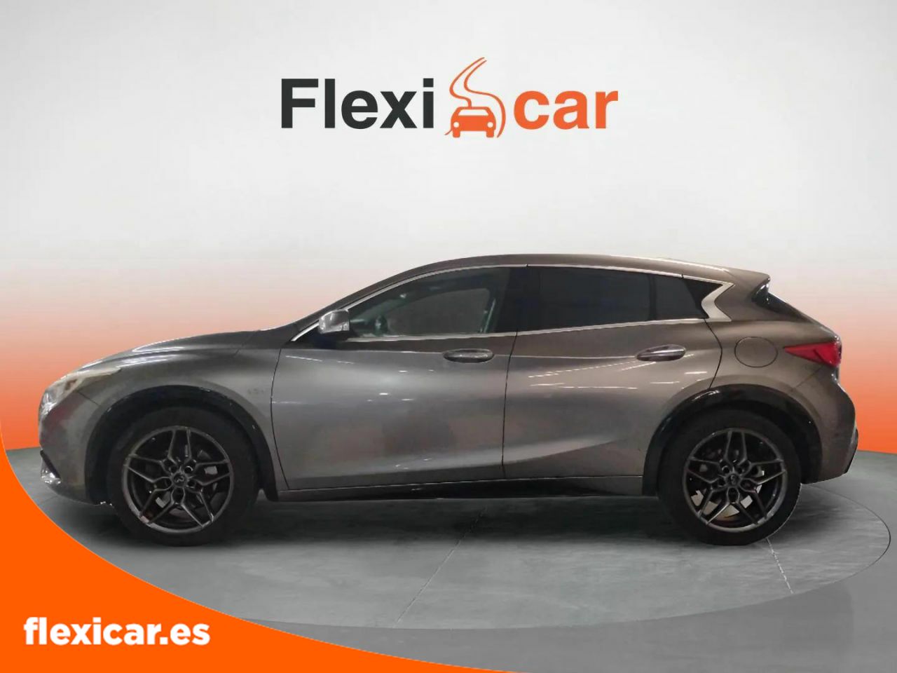 infiniti q30 2016 / foto grande (2)