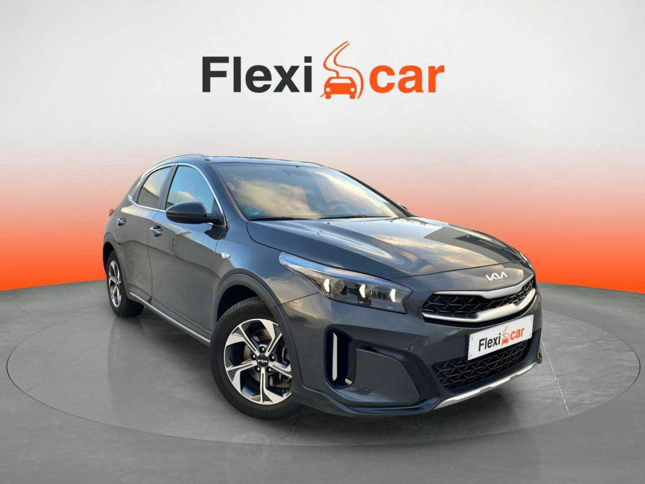 Kia xceed beige 5 plazas  de segunda mano - kia xceed 2023 /