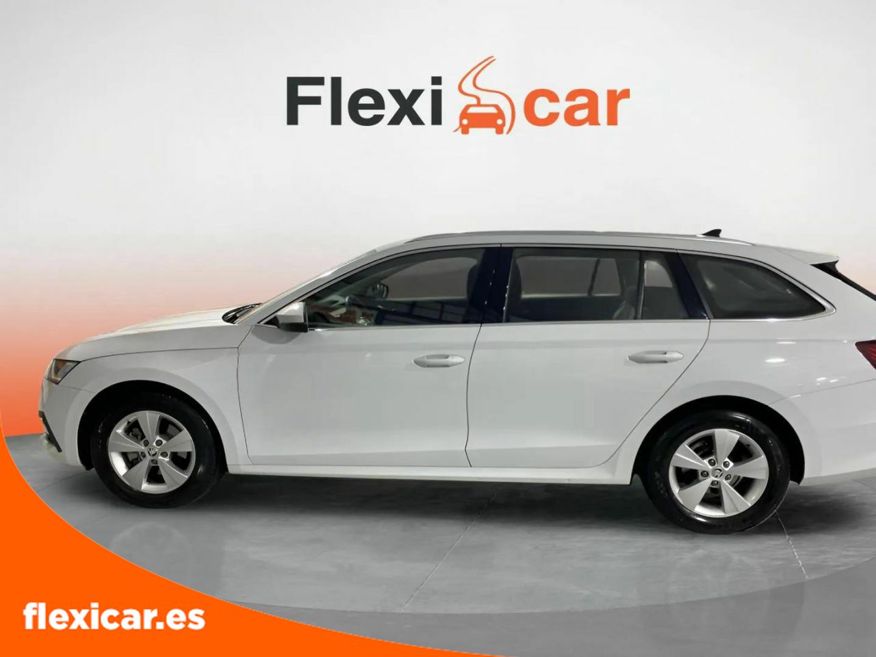 skoda octavia 2022 / foto grande (3)