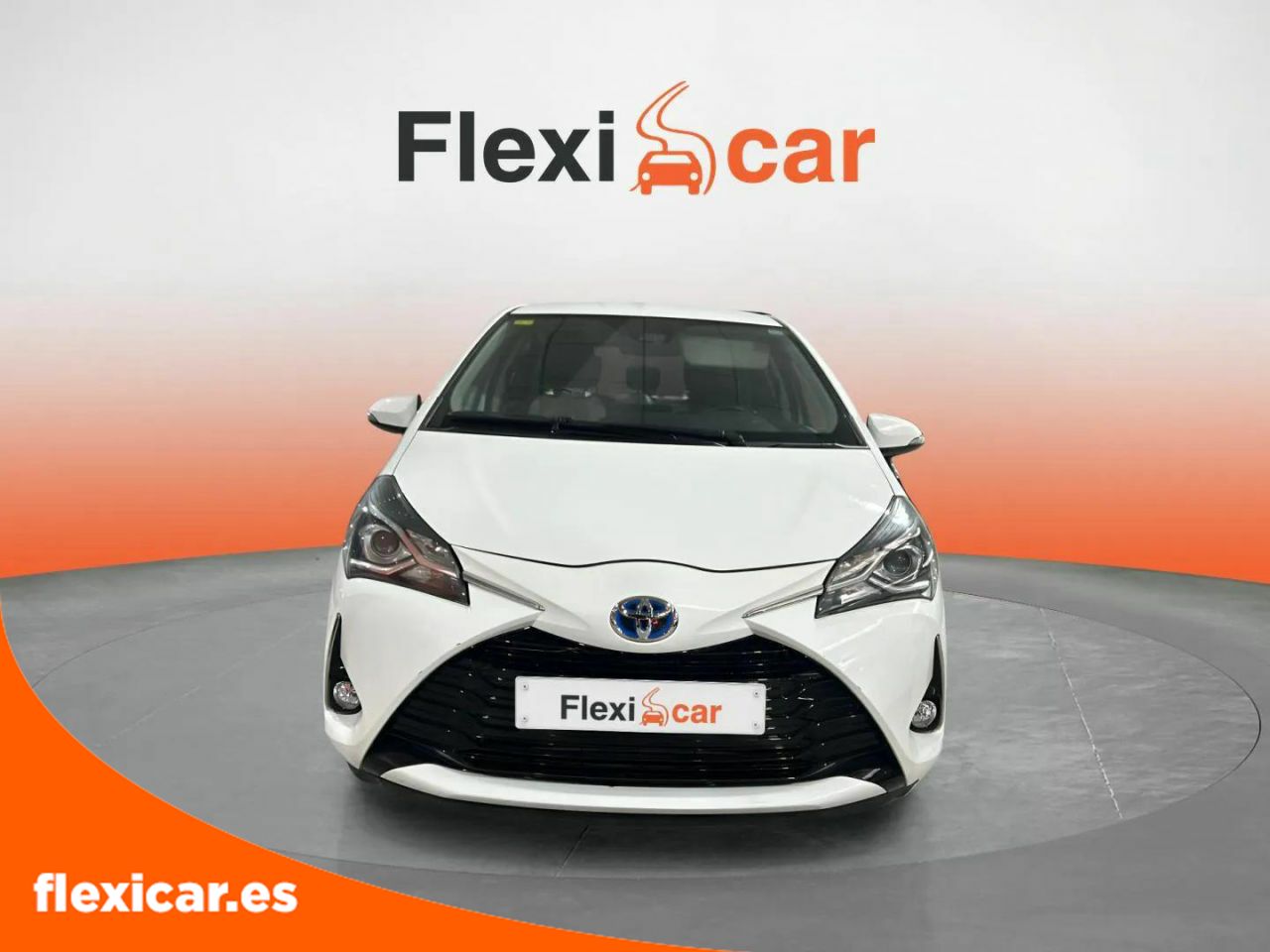 toyota yaris 2020 / foto grande (2)