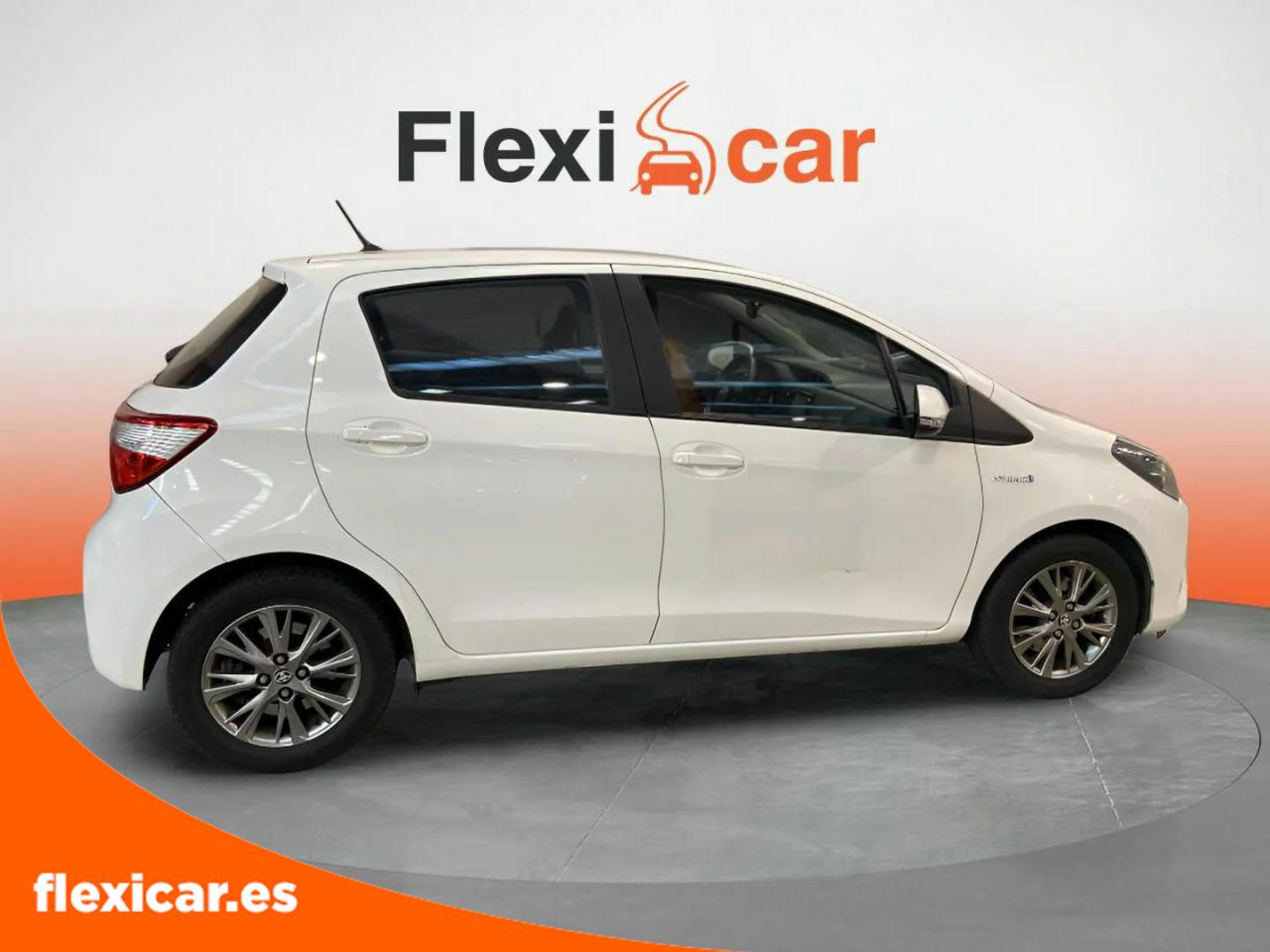 toyota yaris 2019 / foto grande (2)