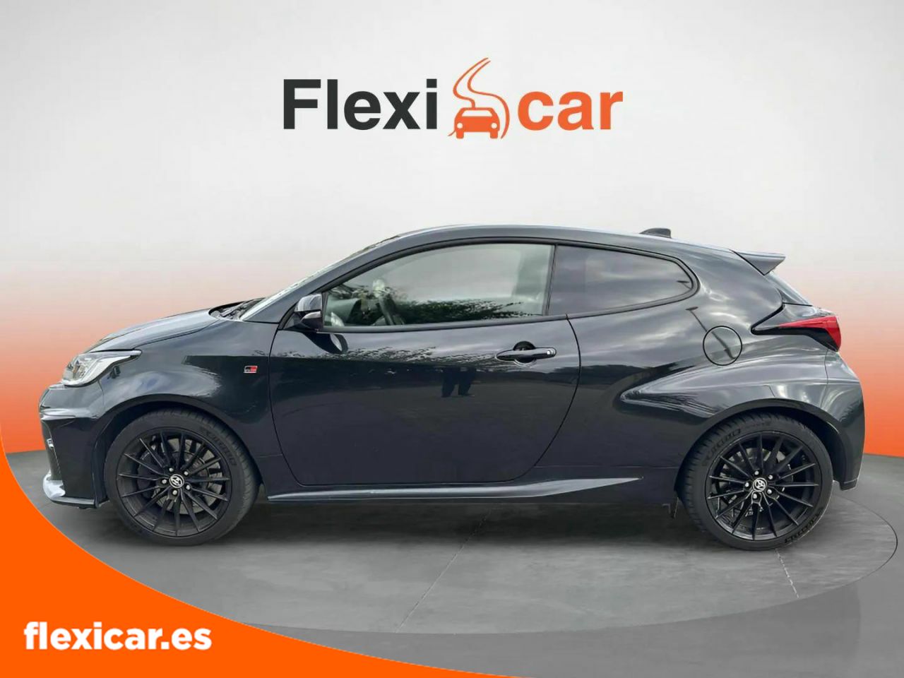 toyota yaris 2021 / foto grande (3)