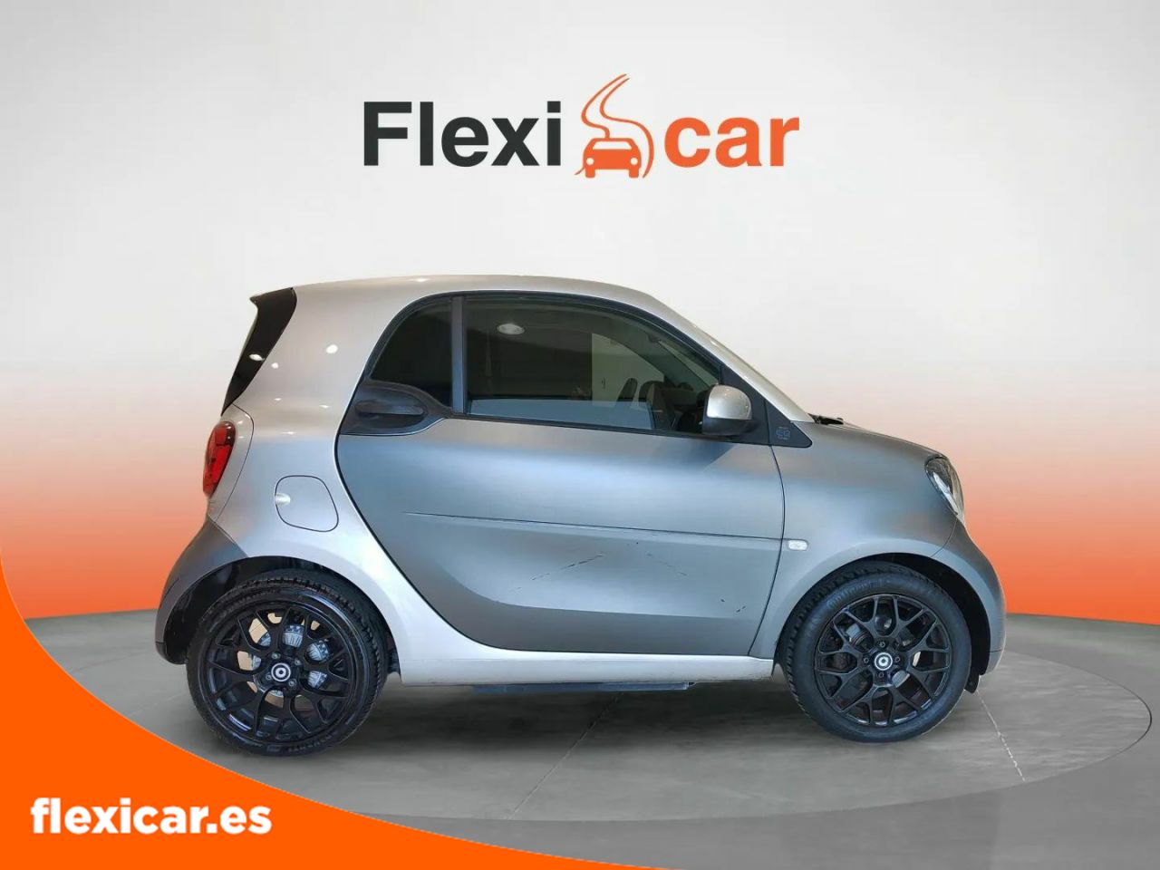smart fortwo 2019 / foto grande (2)