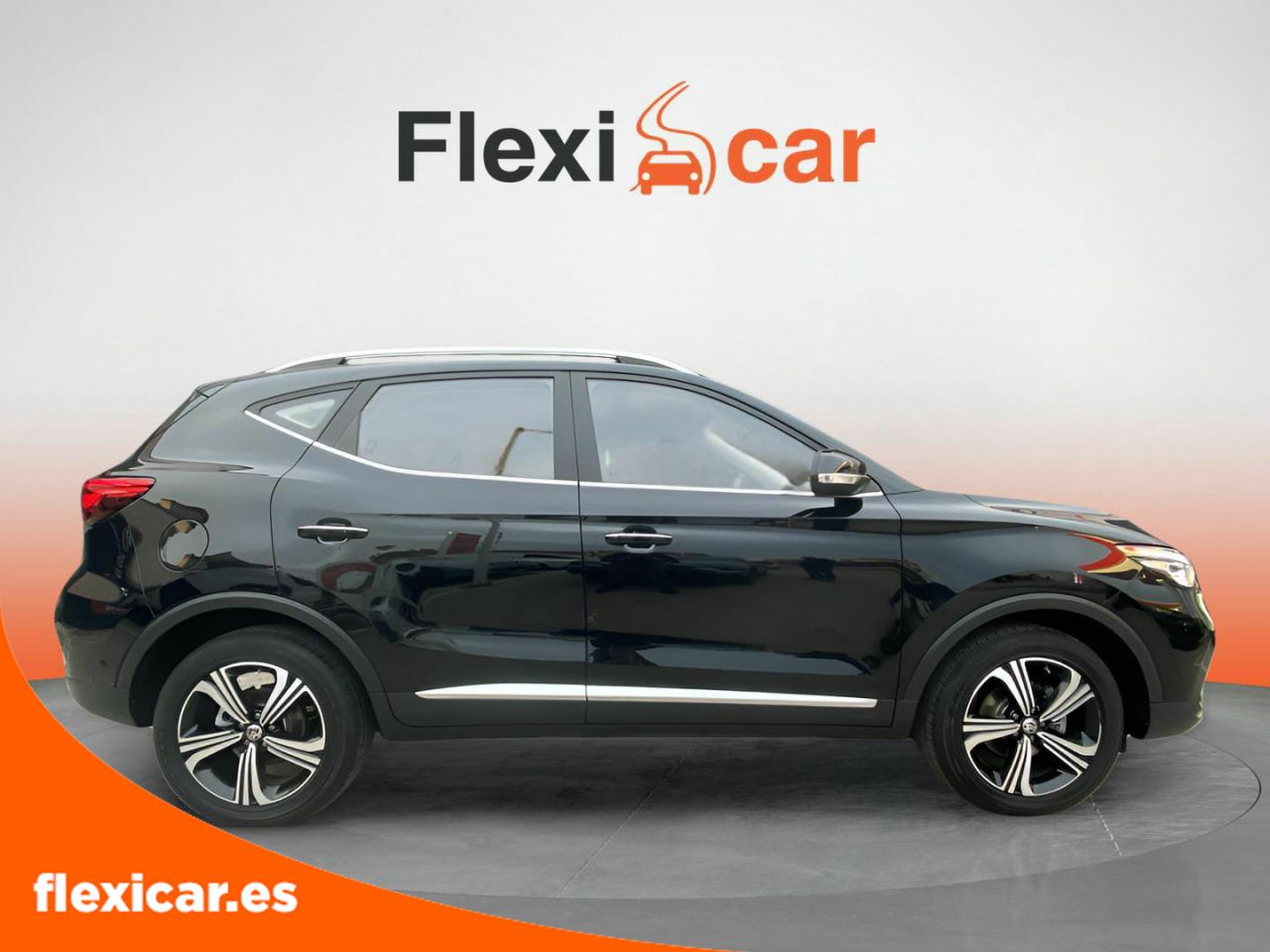 mg zs 2023 / foto grande (2)