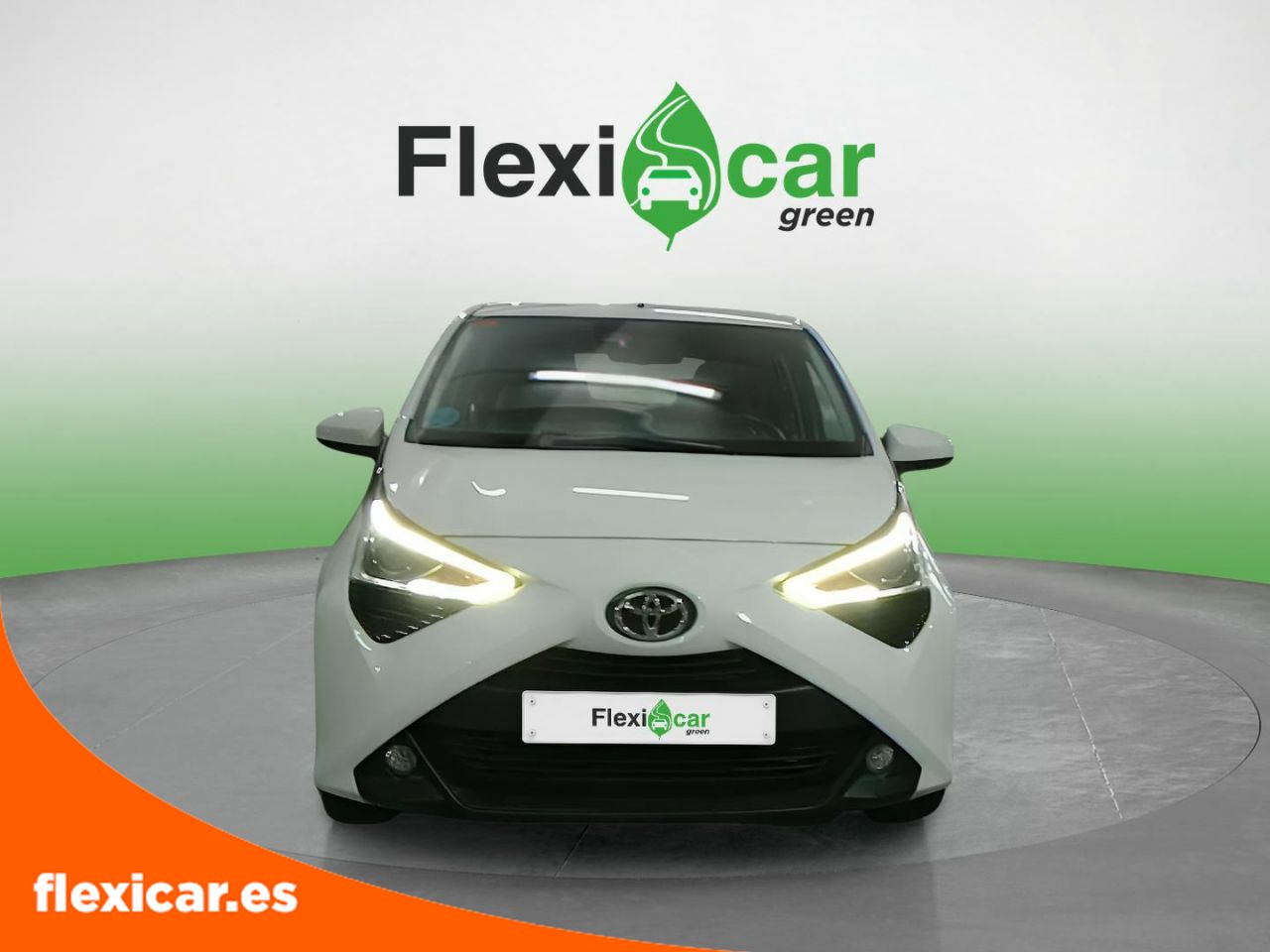 toyota aygo 2018 / foto grande (2)