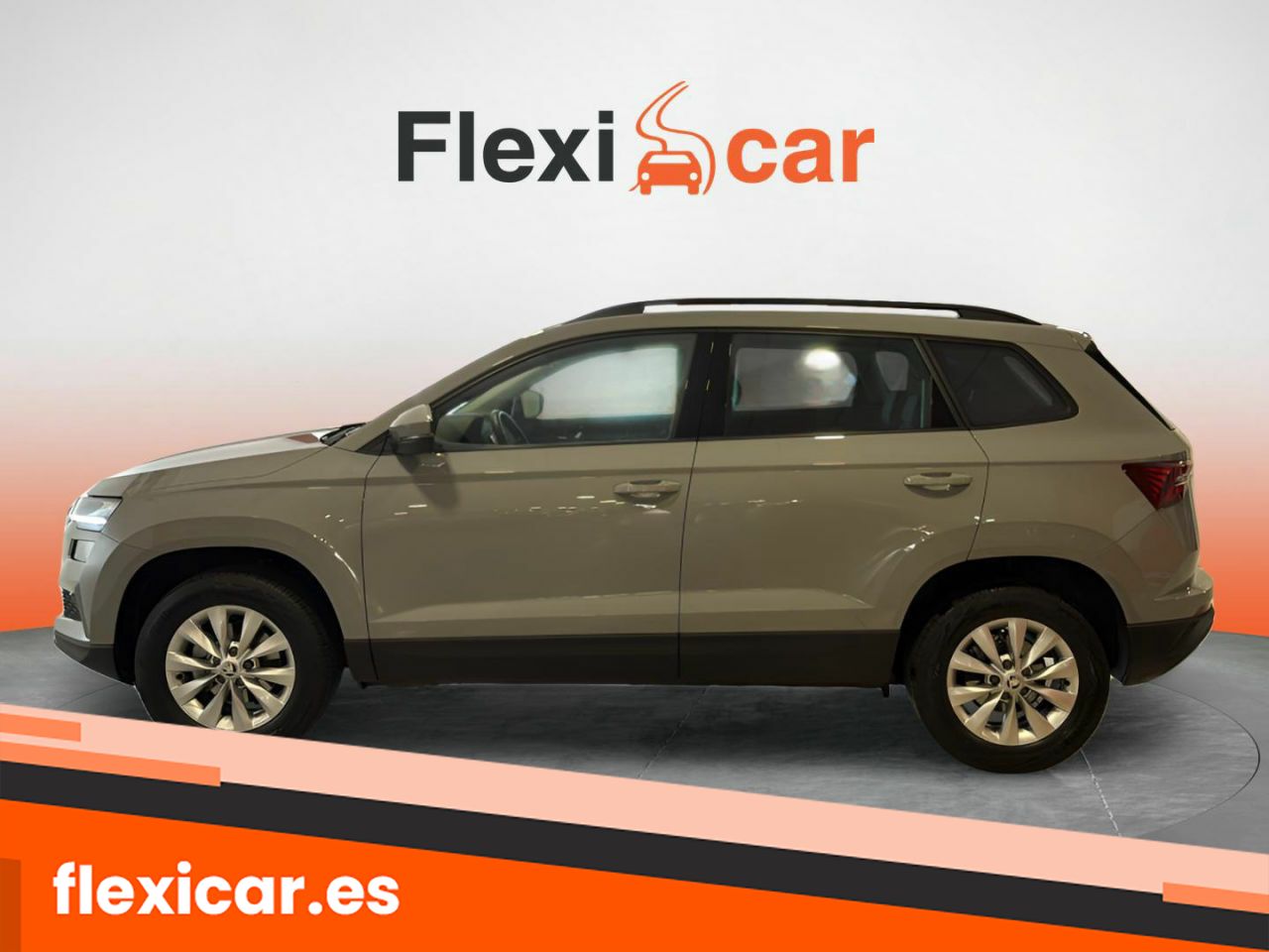 skoda karoq 2023 / foto grande (2)