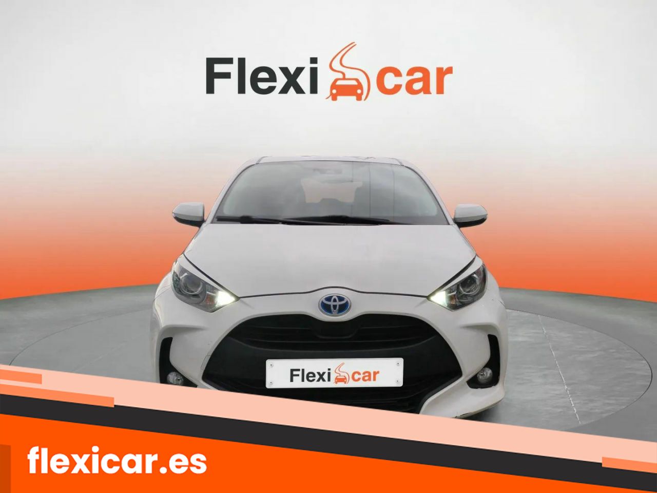 toyota yaris 2021 / foto grande (2)