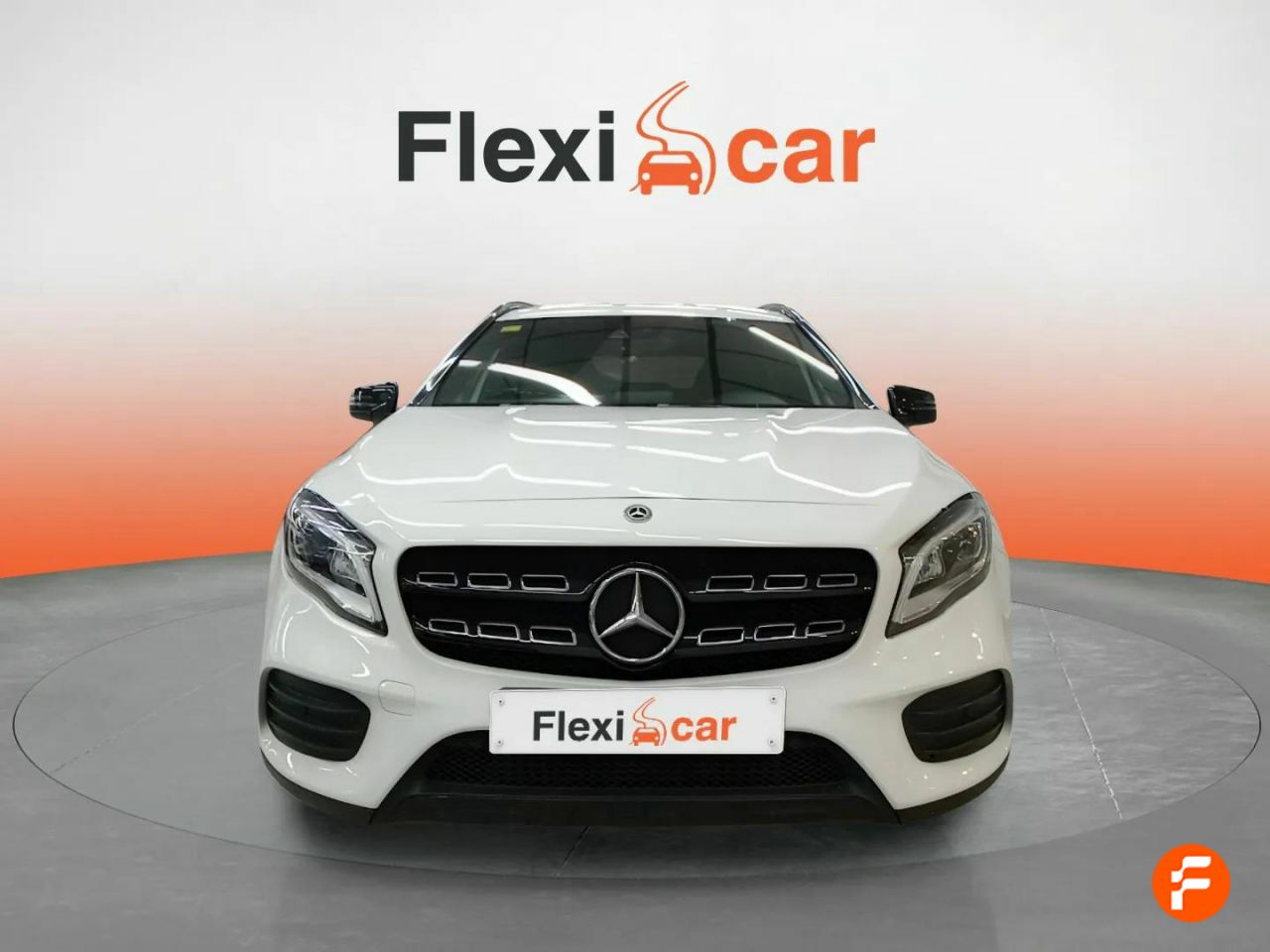 mercedes gla 2018 / foto grande (2)