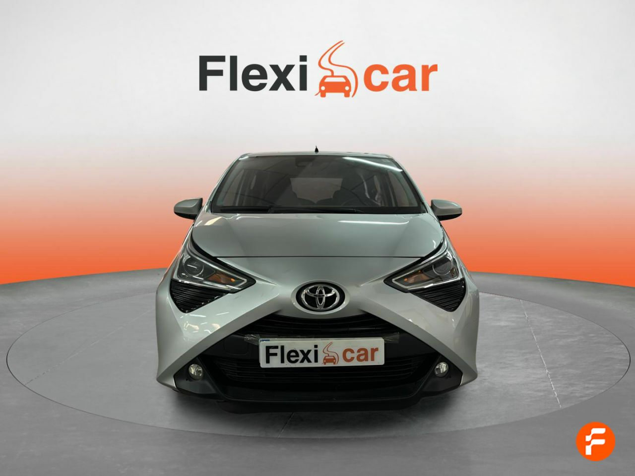 toyota aygo 2021 / foto grande (2)
