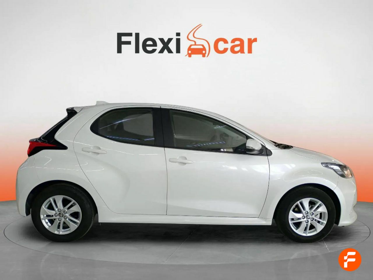 toyota yaris 2022 / foto grande (3)