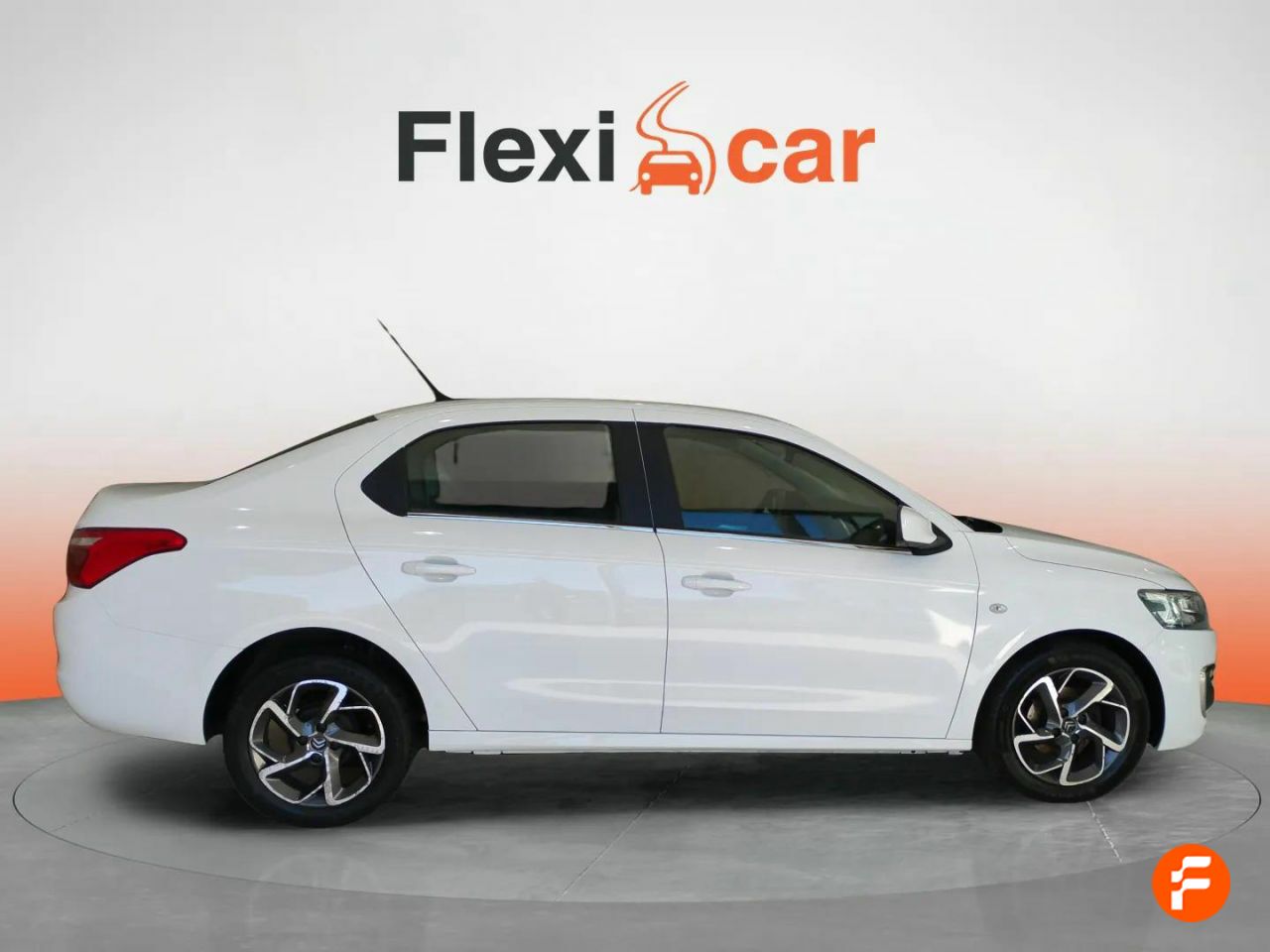 citroën c-elysée 2019 / foto grande (3)