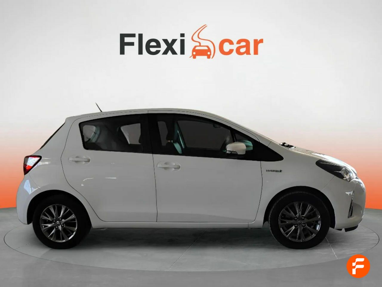 toyota yaris 2020 / foto grande (3)