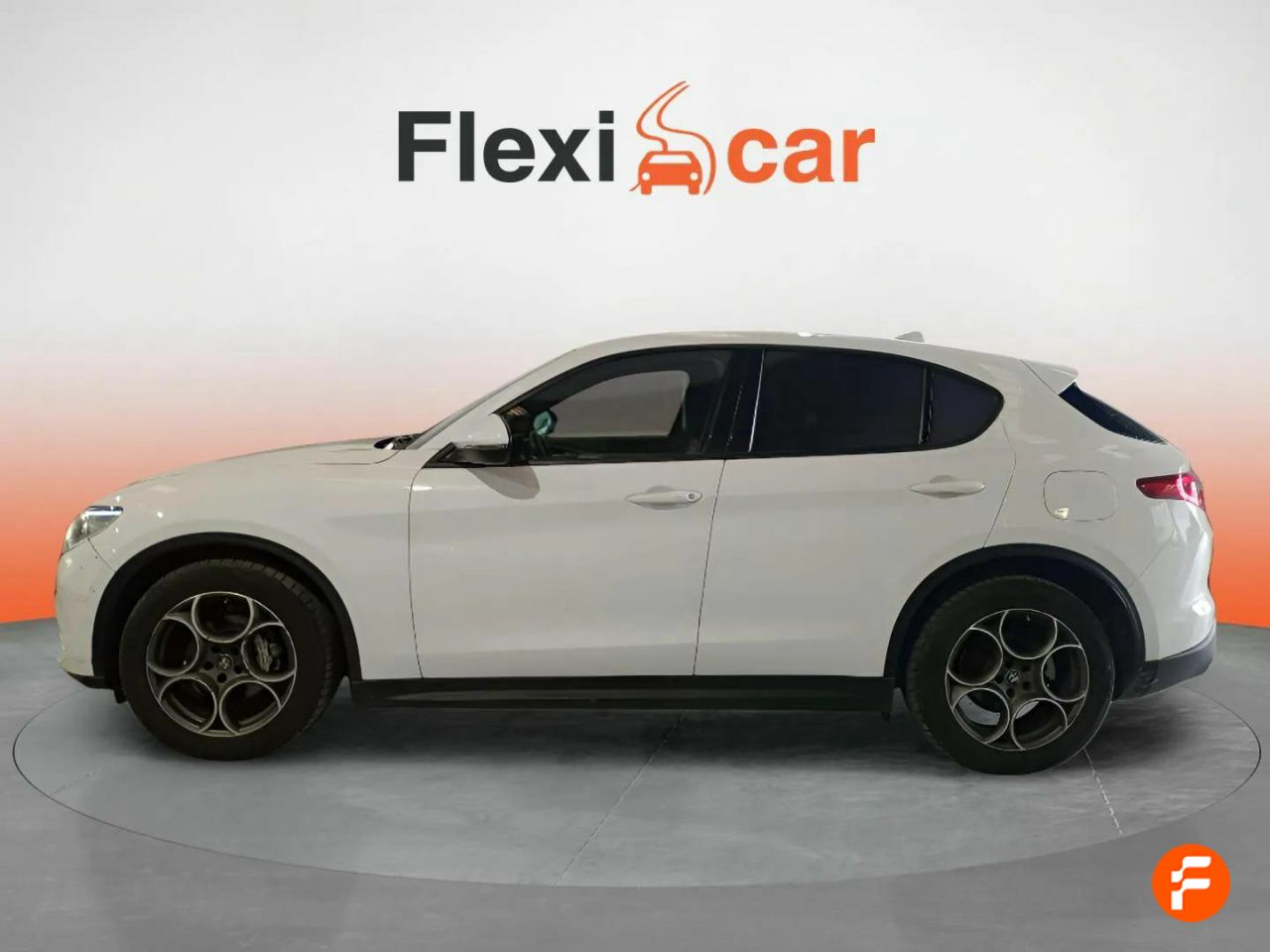 alfa romeo stelvio 2022 / foto grande (2)
