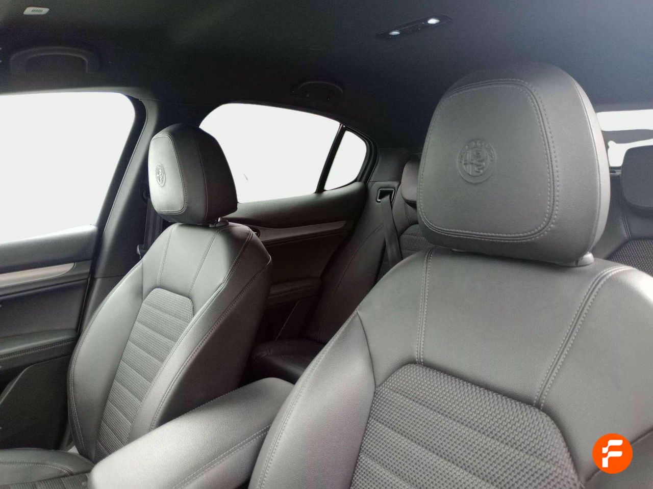 alfa romeo stelvio 2022 / foto grande (3)