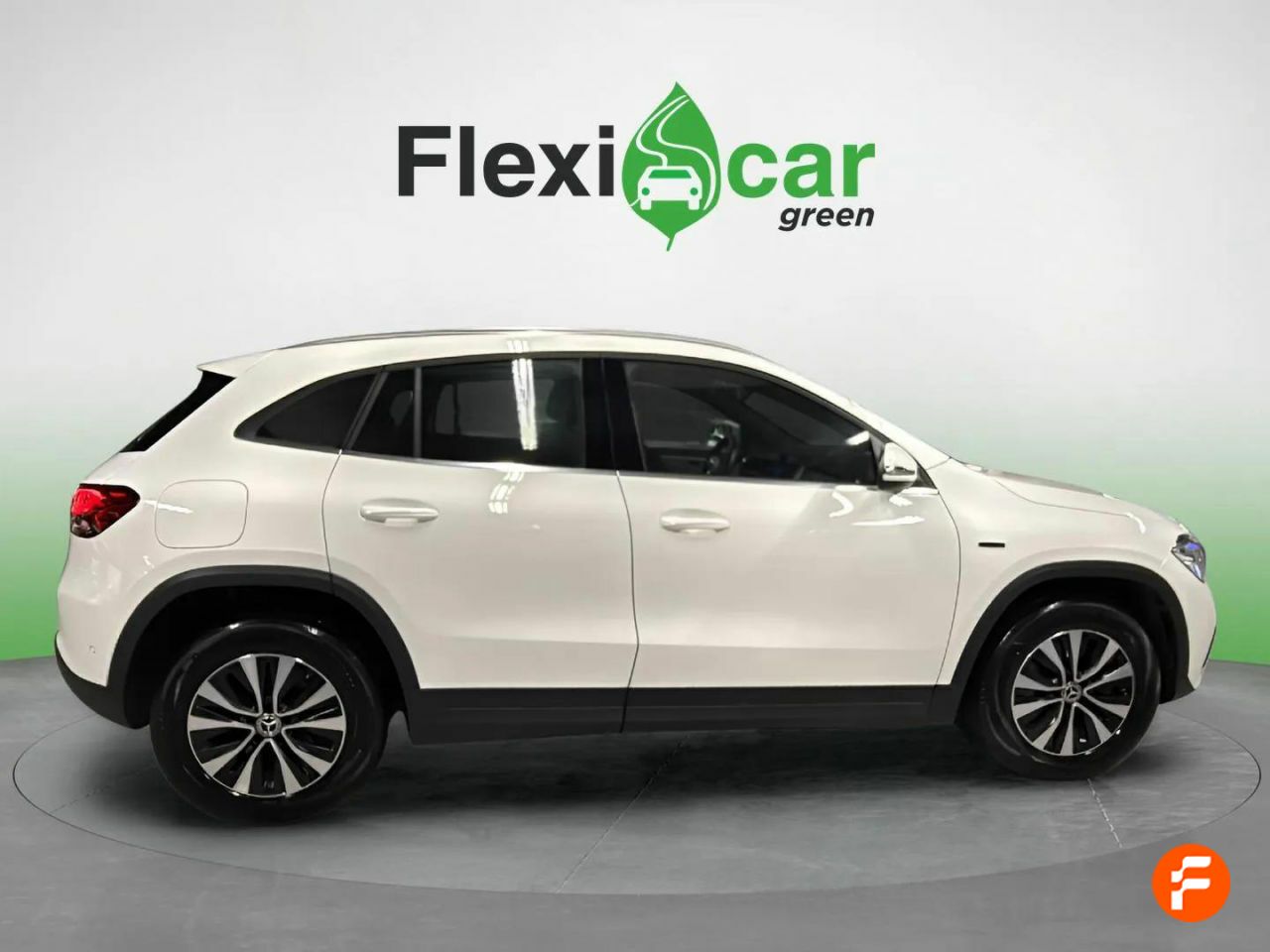 mercedes gla 2021 / foto grande (3)