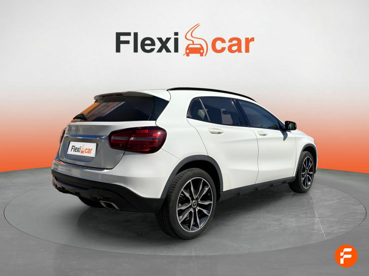 mercedes gla 2017 / foto grande (3)