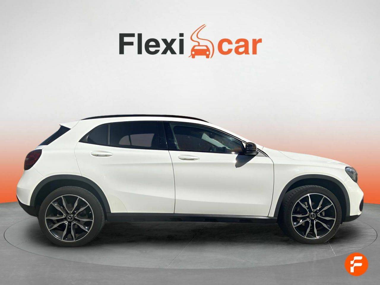 mercedes gla 2017 / foto grande (2)