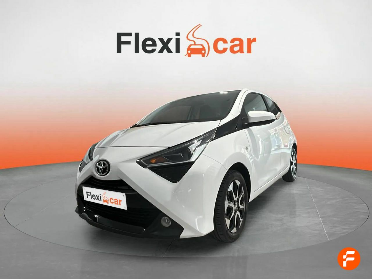toyota aygo 2022 / foto grande (3)
