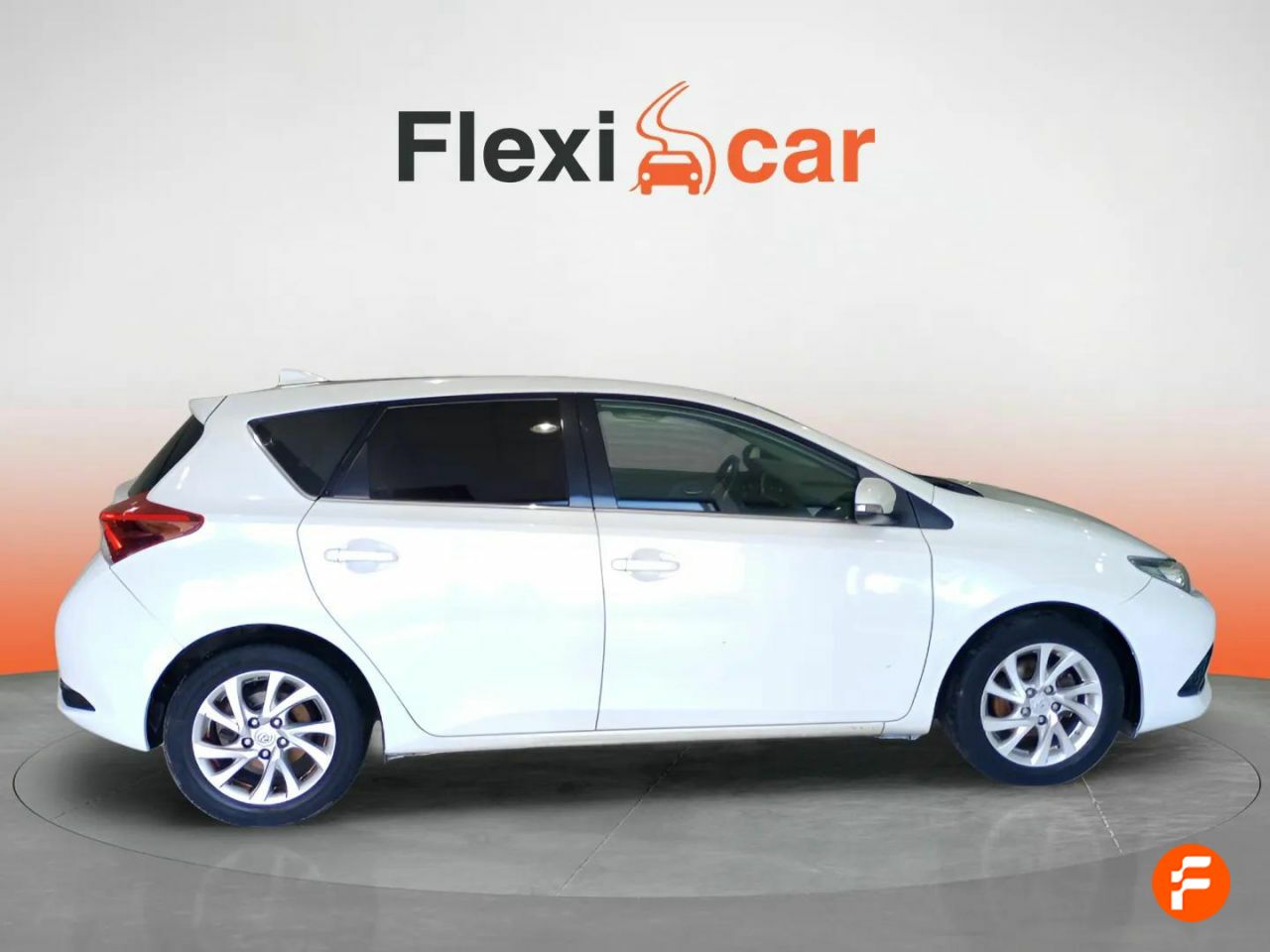toyota auris 2018 / foto grande (2)